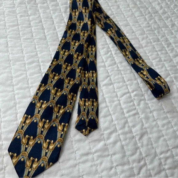 100% Silk Lanvin Paris Designer Blue and Gold Patterned Silk Tie - Picture 8 of 8